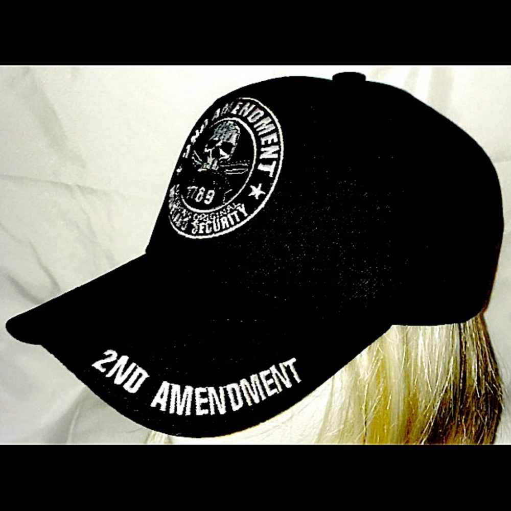 EMBROIDERED 2ND AMENDMENT CAP.